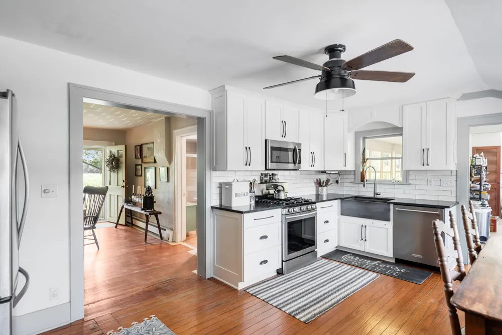6475 Olive Branch Road Galien, MI 49113