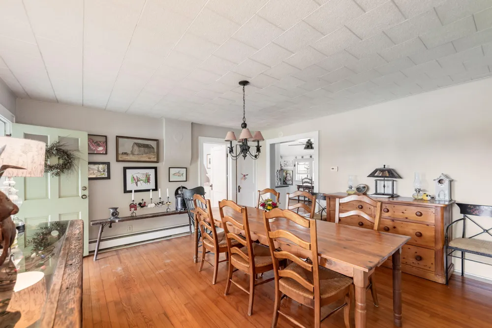 6475 Olive Branch Road Galien, MI 49113