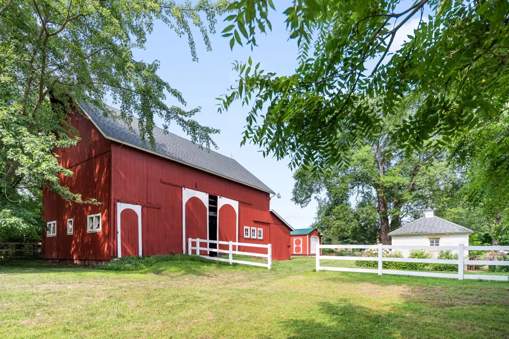 6475 Olive Branch Road Galien, MI 49113