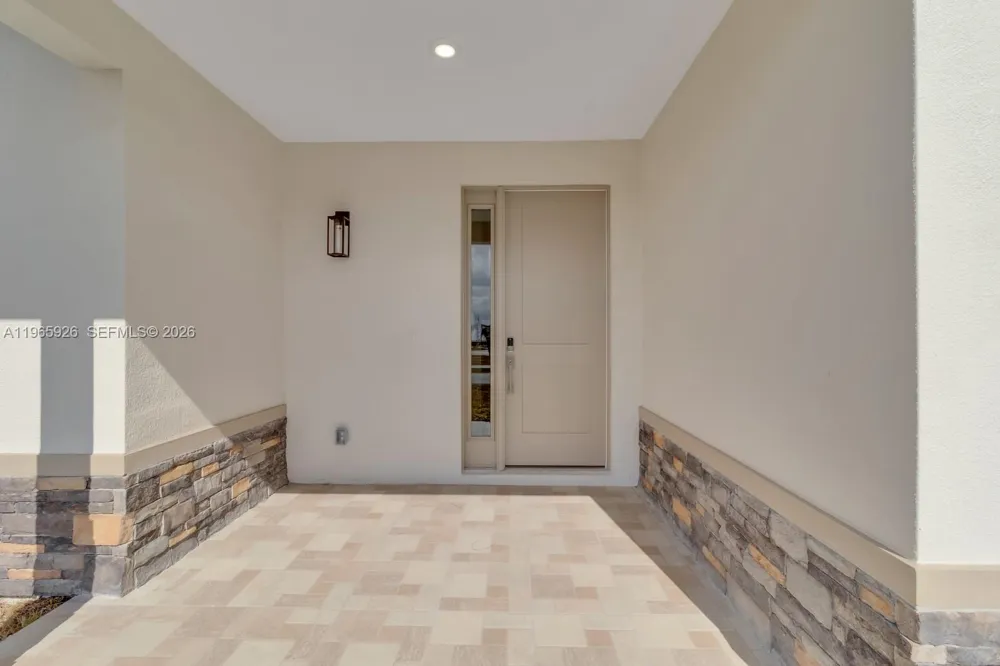 1811 MISSOURI Palm Bay, FL 32907