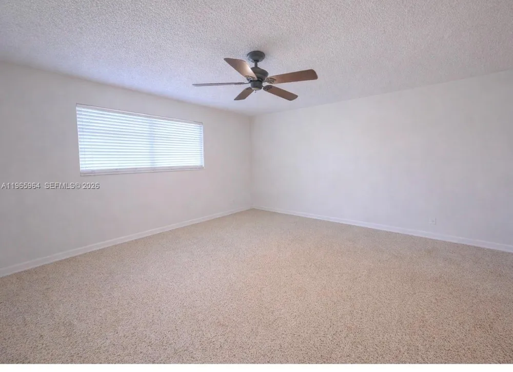 7355 Poinciana Ct Miami Lakes, FL 33014