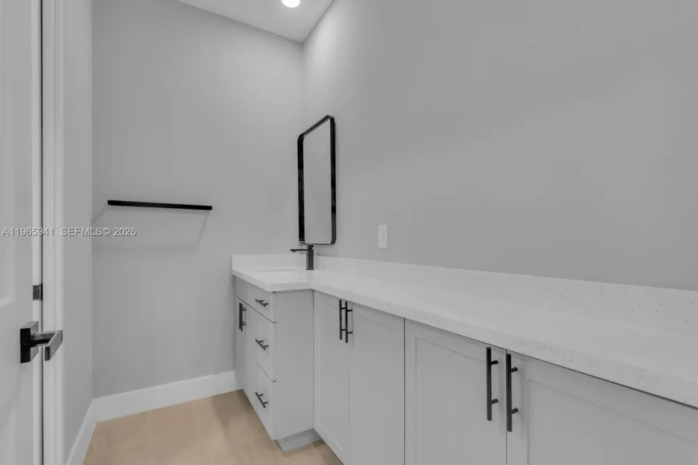 1821 MISSOURI Palm Bay, FL 32907