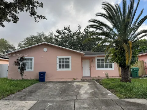 20138 NW 38th Pl