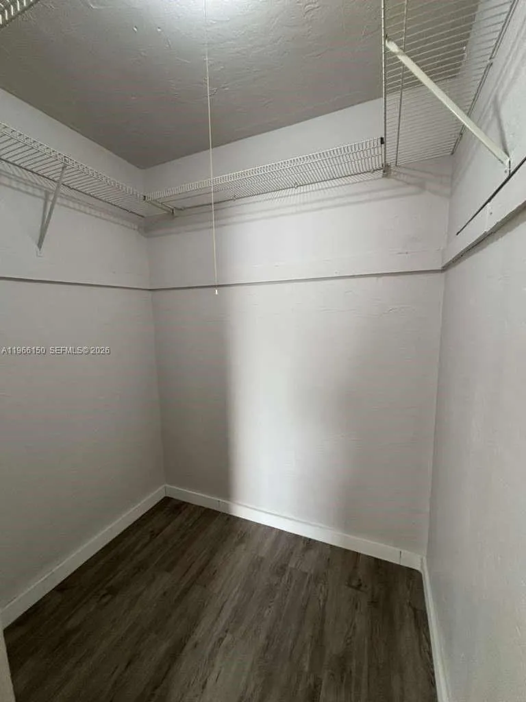 301 Sharar Ave #4 Opa-Locka, FL 33054