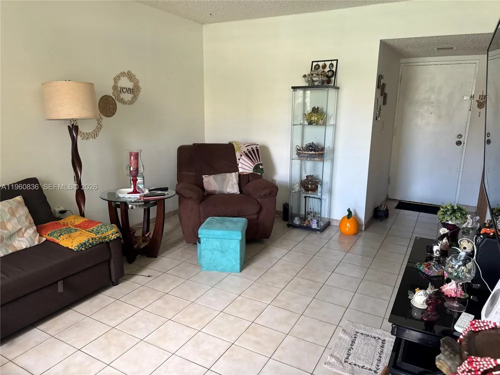 9350 W Flagler St #105A Miami, FL 33174