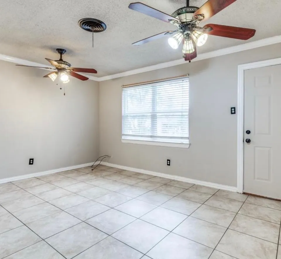 4744 Richard Street Forest Hill, TX 76119