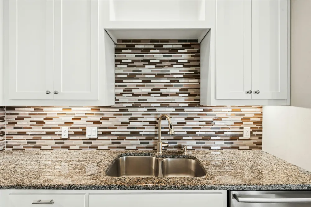 4301 Mansfield Dam Road #2101 Austin, TX 78734