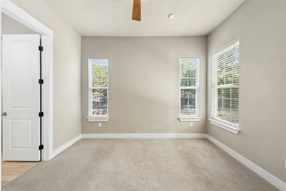 4301 Mansfield Dam Road #2101 Austin, TX 78734