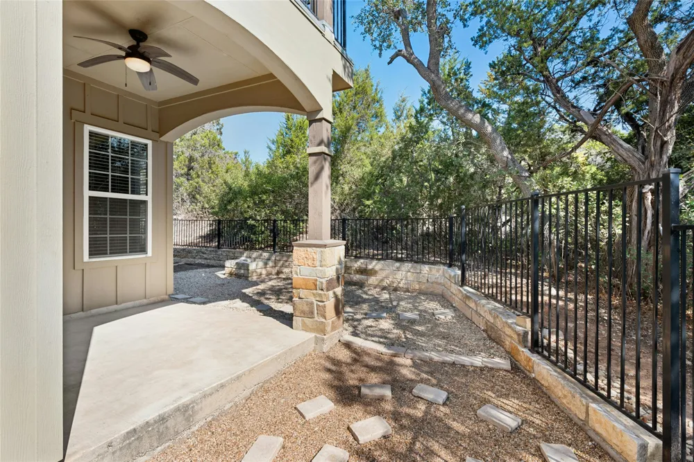 4301 Mansfield Dam Road #2101 Austin, TX 78734