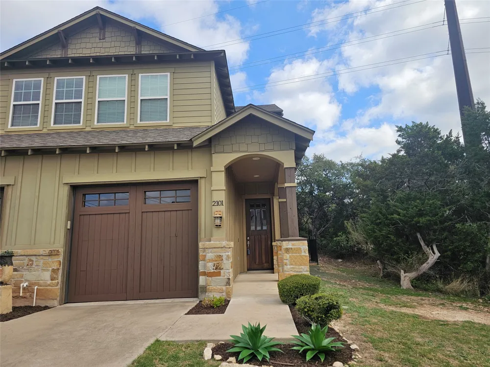4301 Mansfield Dam Road #2101 Austin, TX 78734