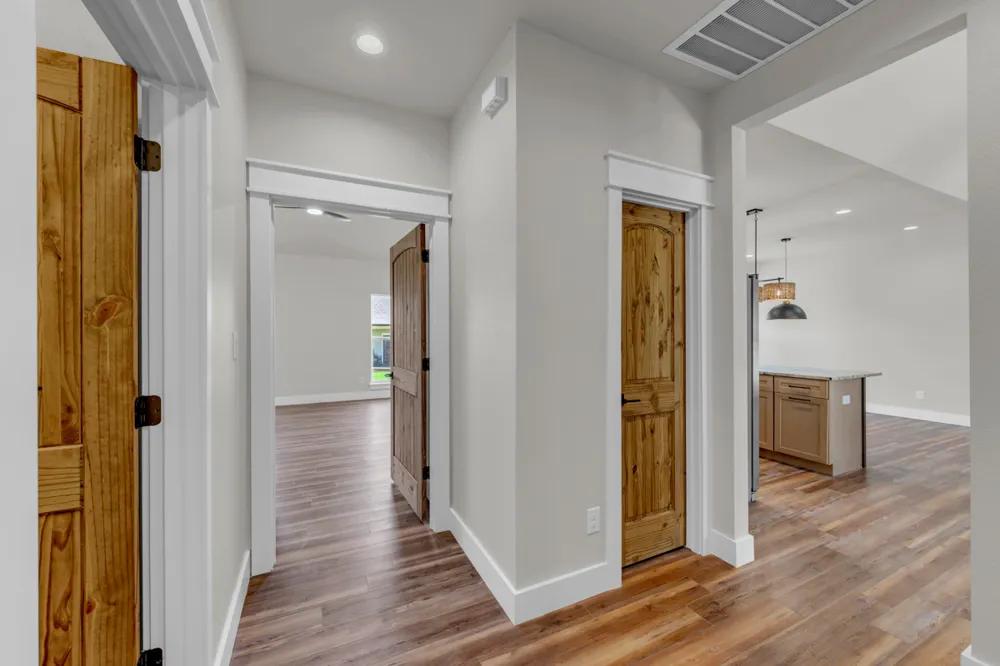 160 W Stonecastle Drive Granite Shoals, TX 78654