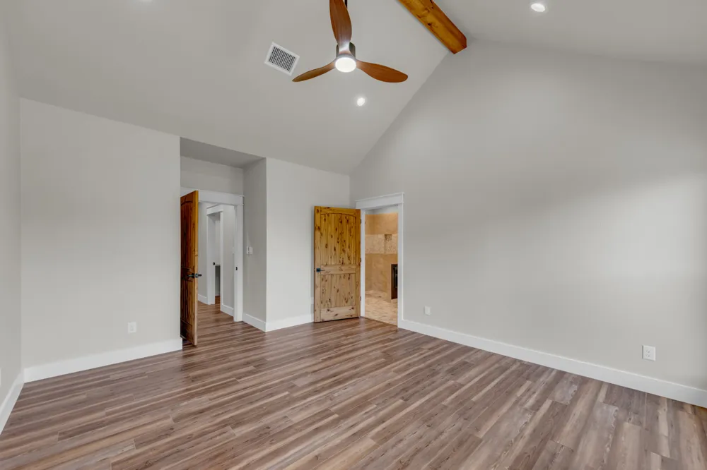 160 W Stonecastle Drive Granite Shoals, TX 78654