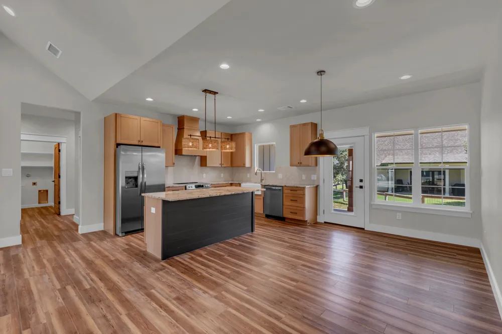 160 W Stonecastle Drive Granite Shoals, TX 78654