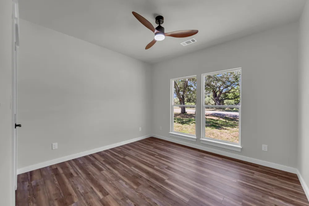 160 W Stonecastle Drive Granite Shoals, TX 78654