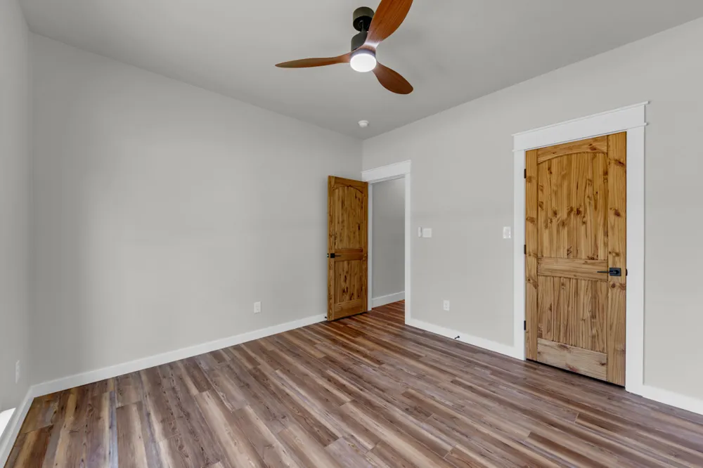 160 W Stonecastle Drive Granite Shoals, TX 78654