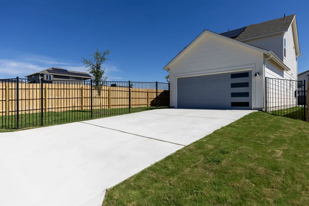 9405 Demur Drive Manor, TX 78653