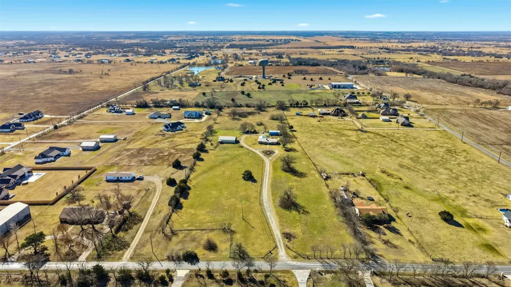 1264 Mcconnell Road Gunter, TX 75058