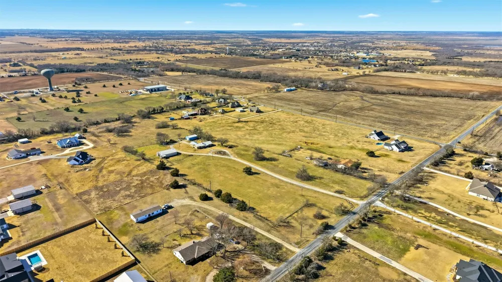 1264 Mcconnell Road Gunter, TX 75058