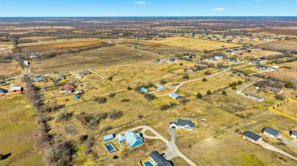 1264 Mcconnell Road Gunter, TX 75058