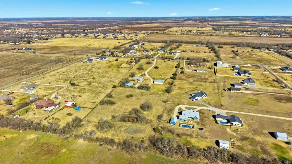 1264 Mcconnell Road Gunter, TX 75058