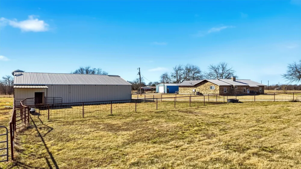 1264 Mcconnell Road Gunter, TX 75058