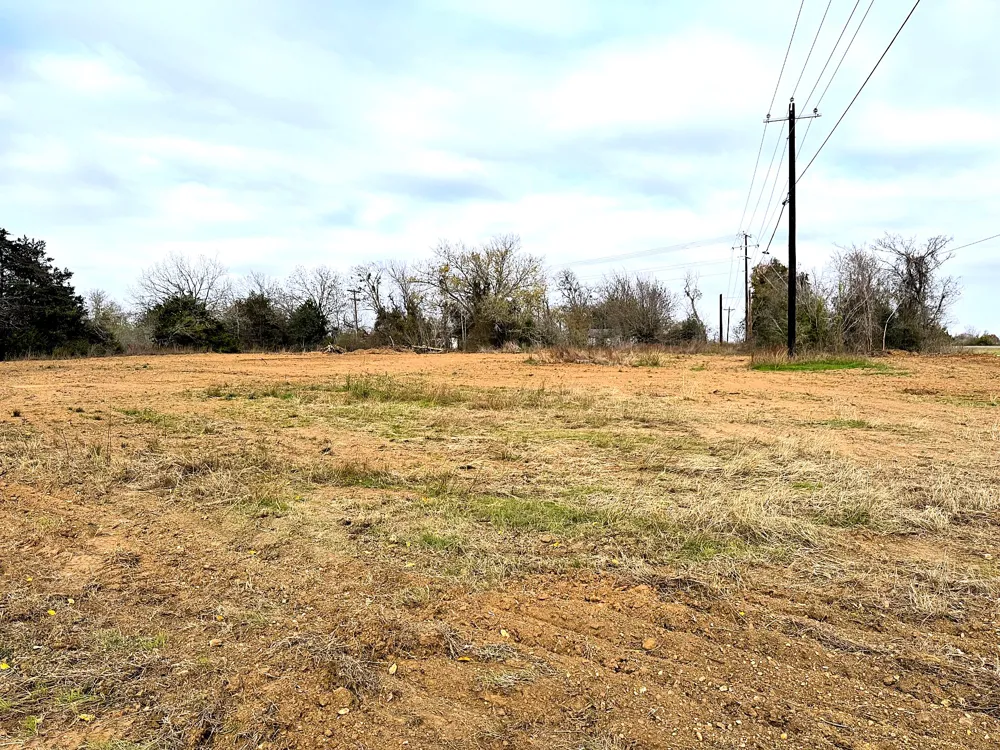 Highway 79 Highway Rockdale, TX 76567