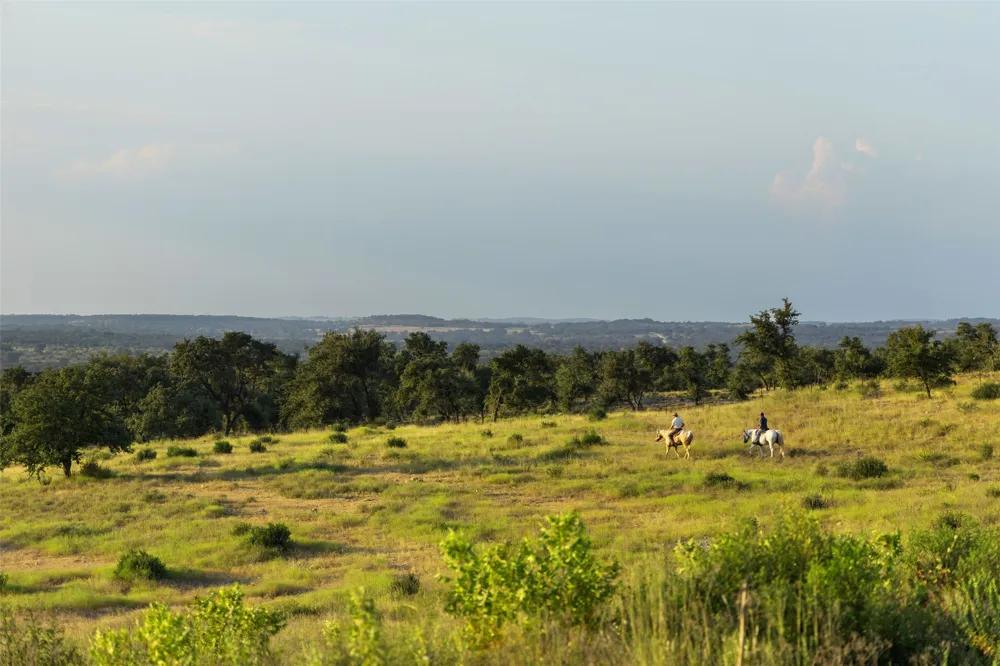 8577 Ranch Road 2766 Johnson City, TX 78636