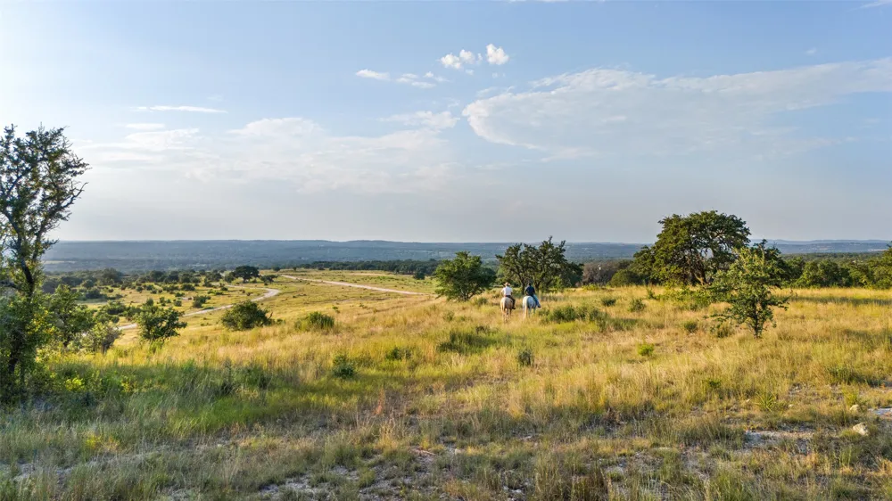 8577 Ranch Road 2766 Johnson City, TX 78636