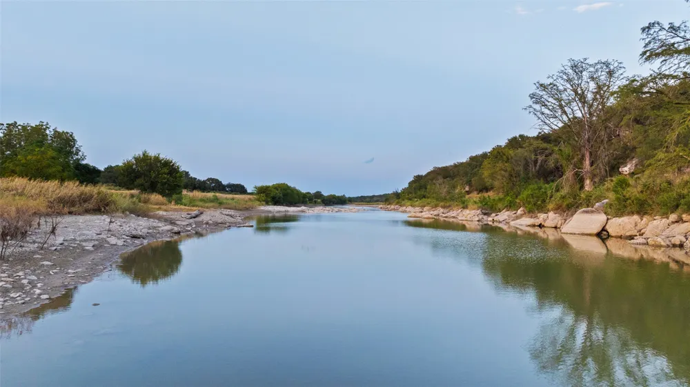 8577 Ranch Road 2766 Johnson City, TX 78636
