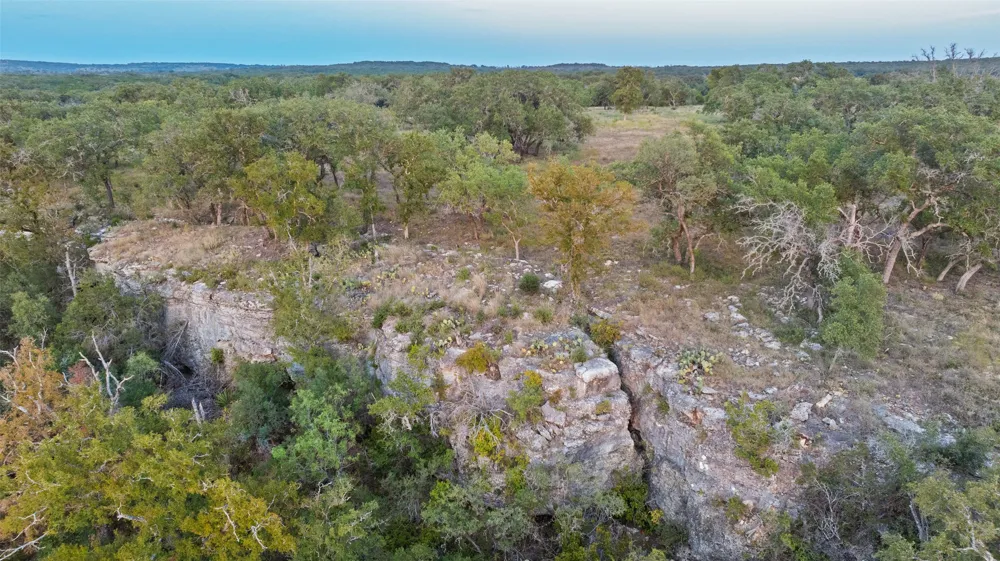 8577 Ranch Road 2766 Johnson City, TX 78636