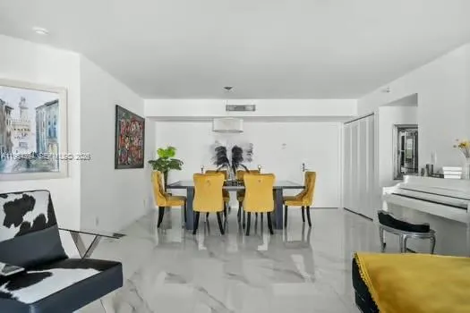 19195 NE 36th Ct #2302 Aventura, FL 33180