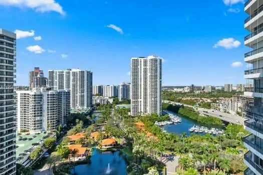19195 NE 36th Ct #2302 Aventura, FL 33180