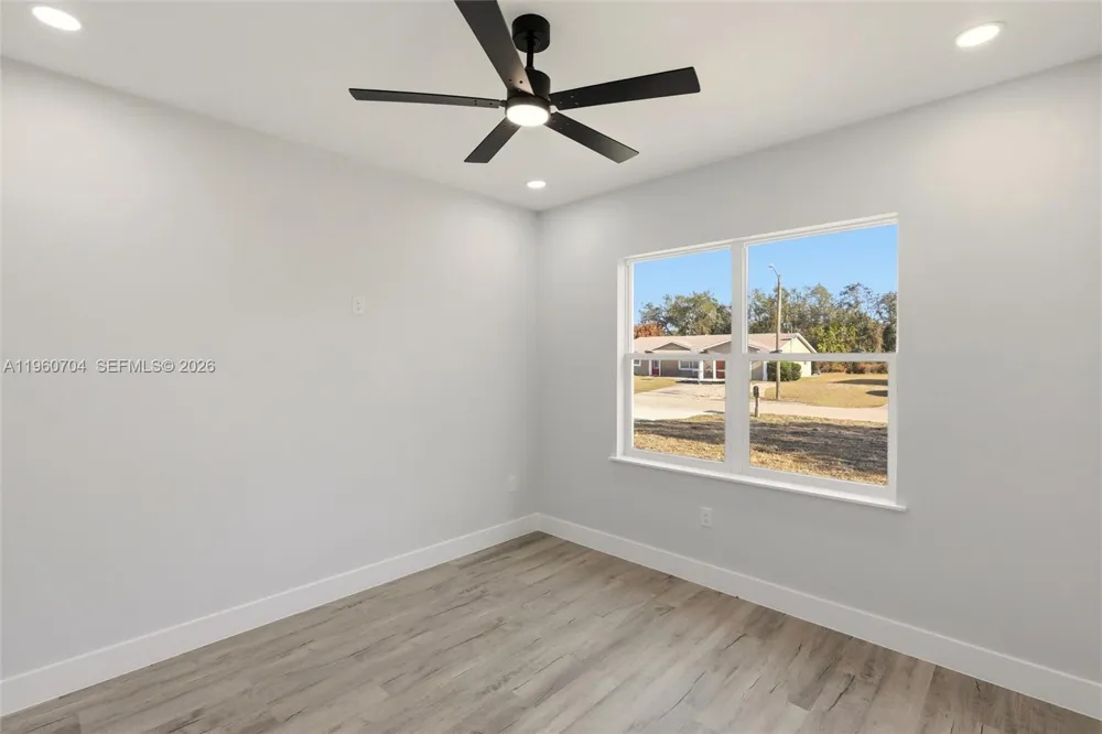3825 Citroen Dr Sebring, FL 33872