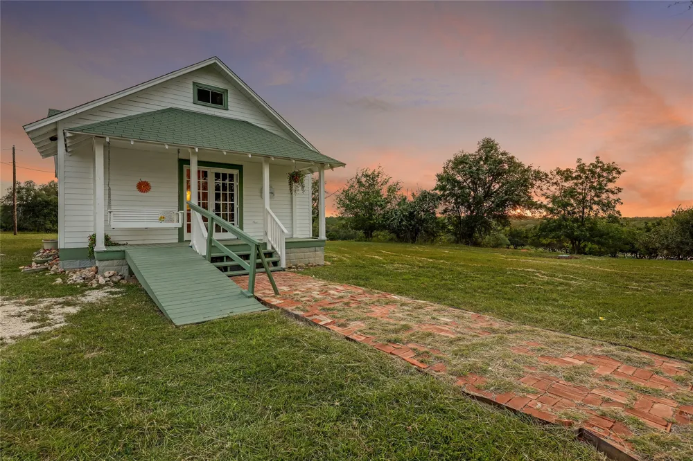 13471 Cedar Valley Road Salado, TX 76571