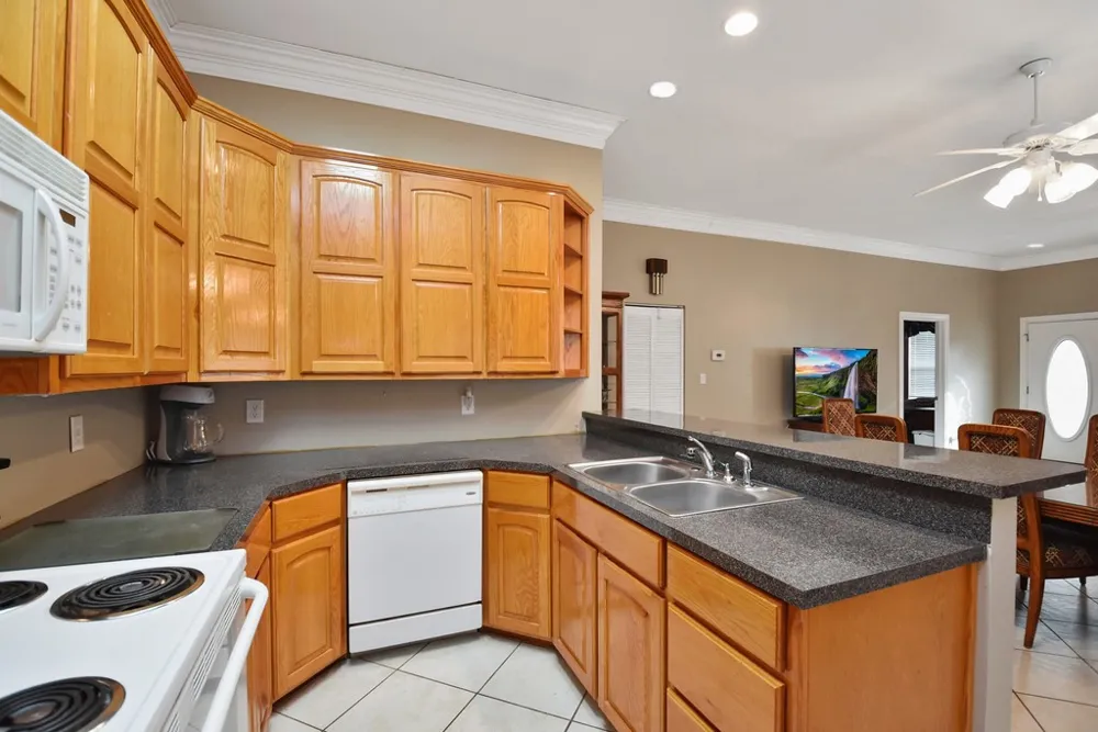 208 E 20th Street Cameron, TX 76520