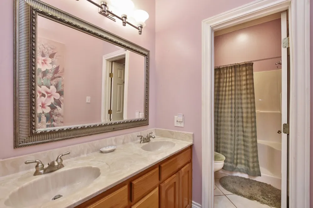 208 E 20th Street Cameron, TX 76520
