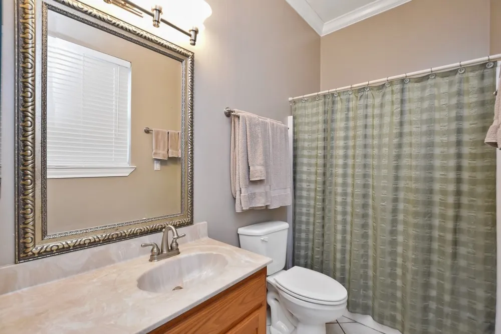 208 E 20th Street Cameron, TX 76520