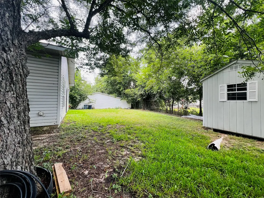208 E 20th Street Cameron, TX 76520