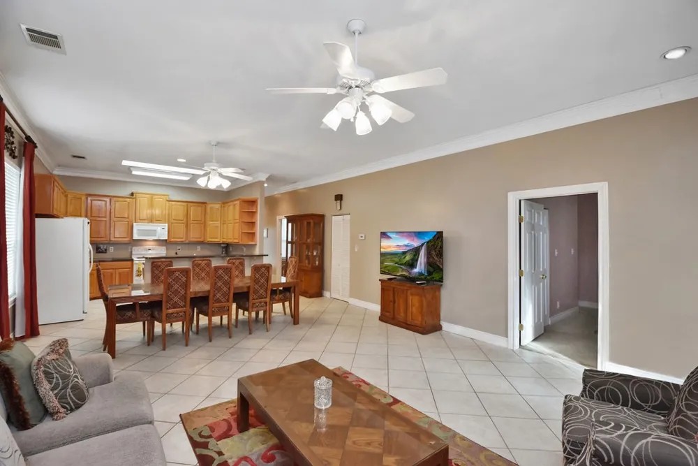 208 E 20th Street Cameron, TX 76520