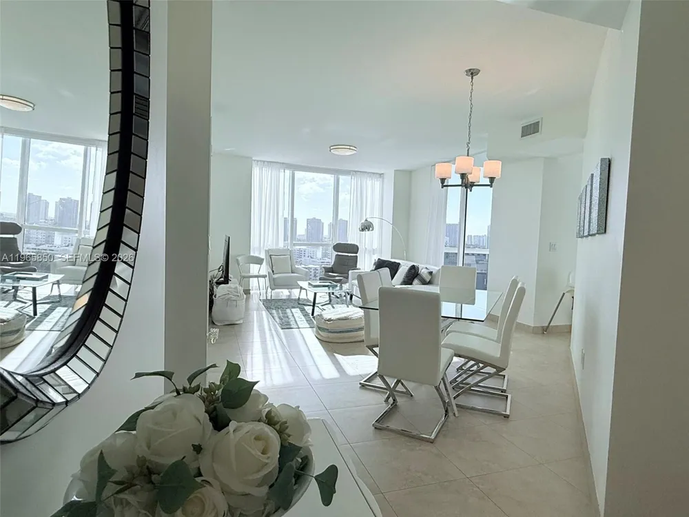 18201 Collins Ave #1501A
