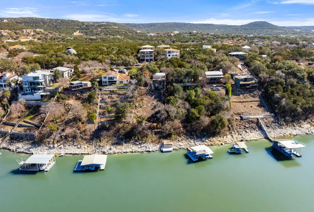 8124 Joy Road Volente, TX 78641