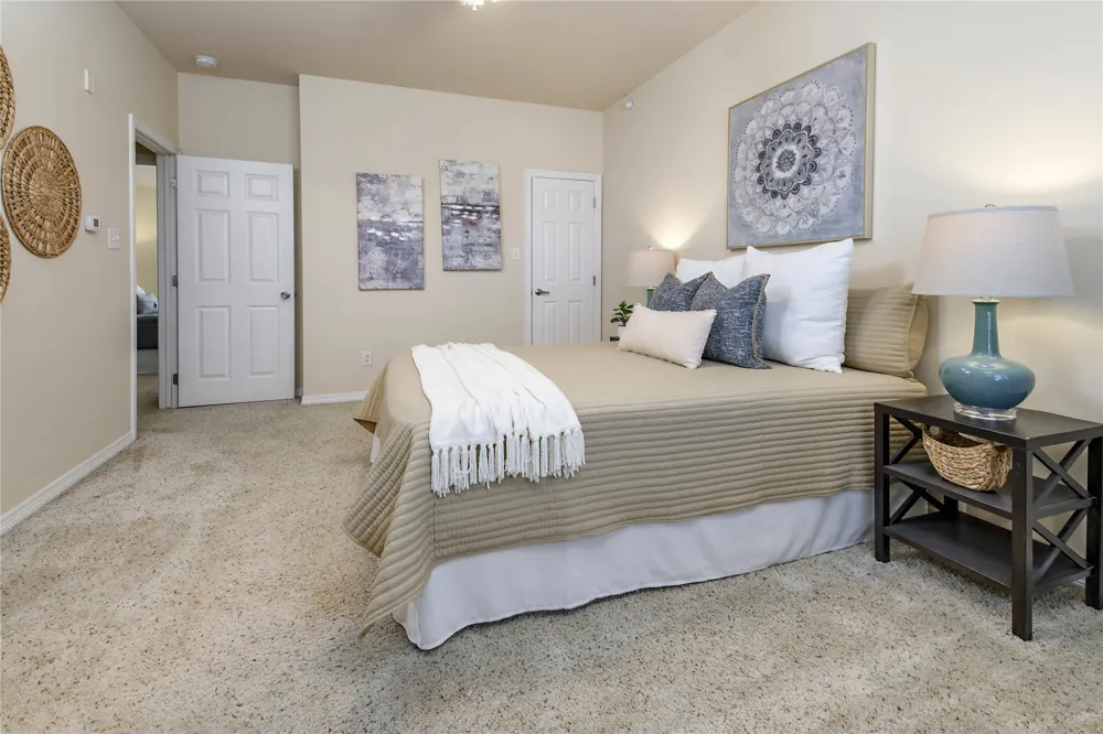 305 Holleman Drive E #102 College Station, TX 77840