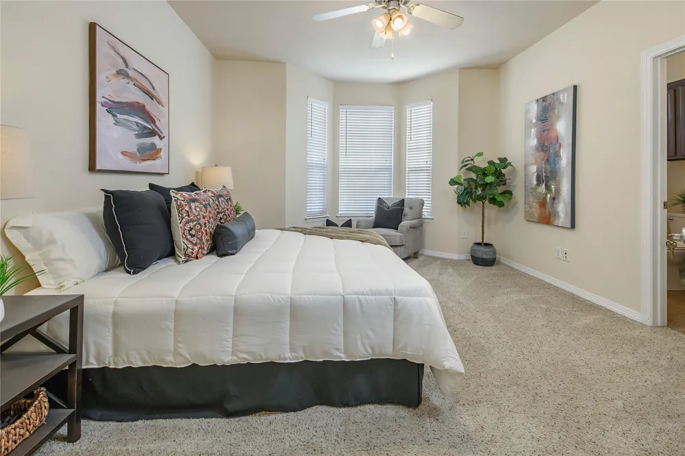 305 Holleman Drive E #102 College Station, TX 77840