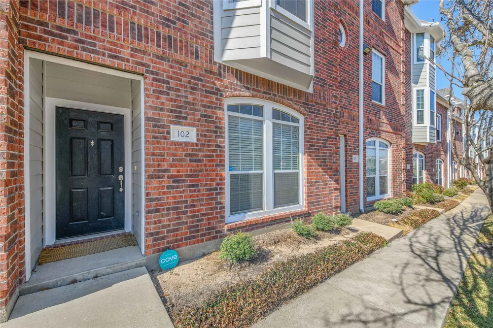 305 Holleman Drive E #102 College Station, TX 77840