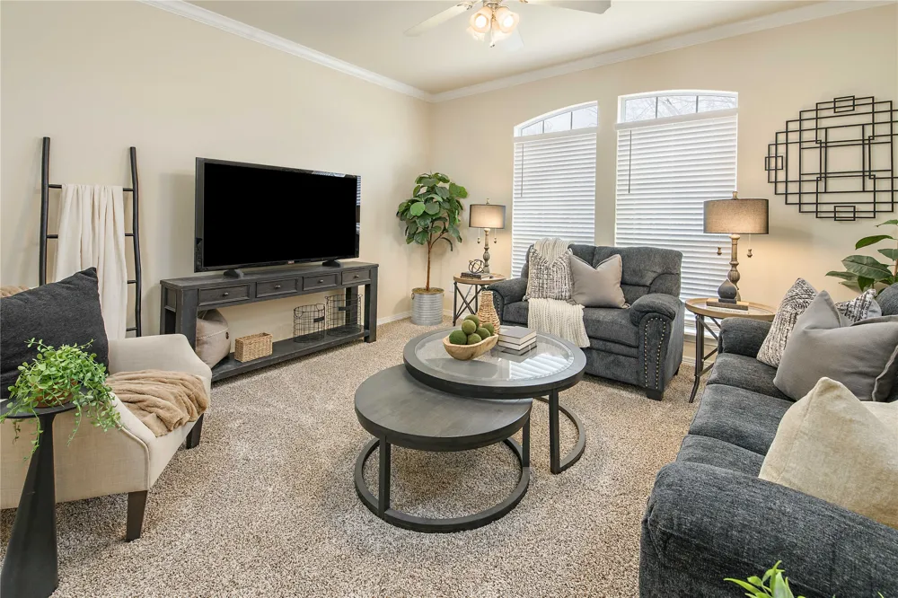 305 Holleman Drive E #102 College Station, TX 77840
