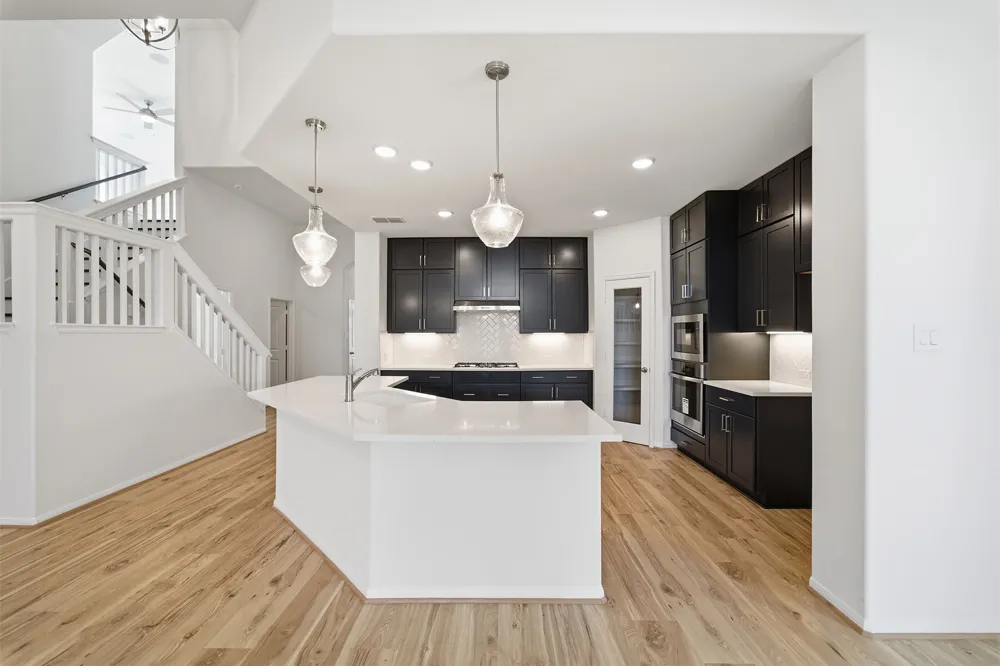 359 Grey Leaf Road Buda, TX 78610