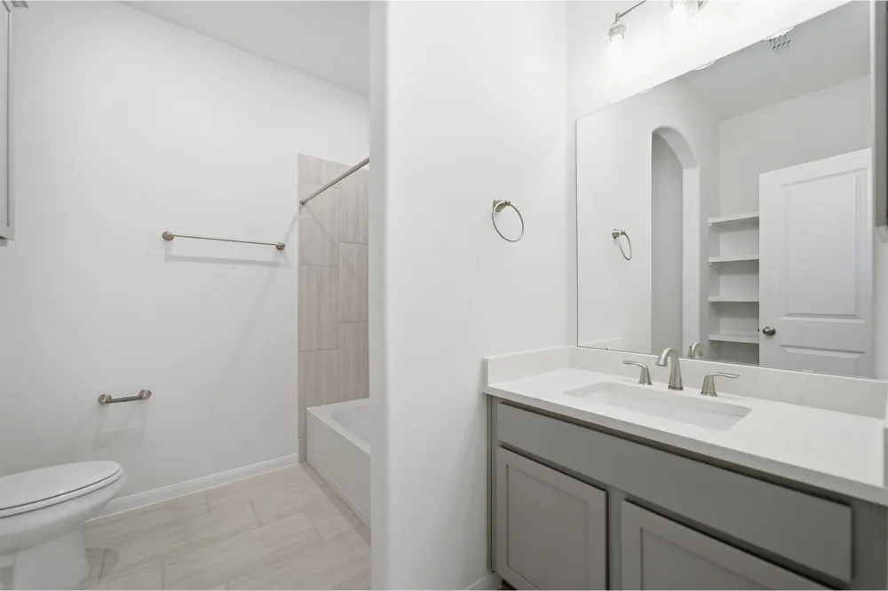 359 Grey Leaf Road Buda, TX 78610