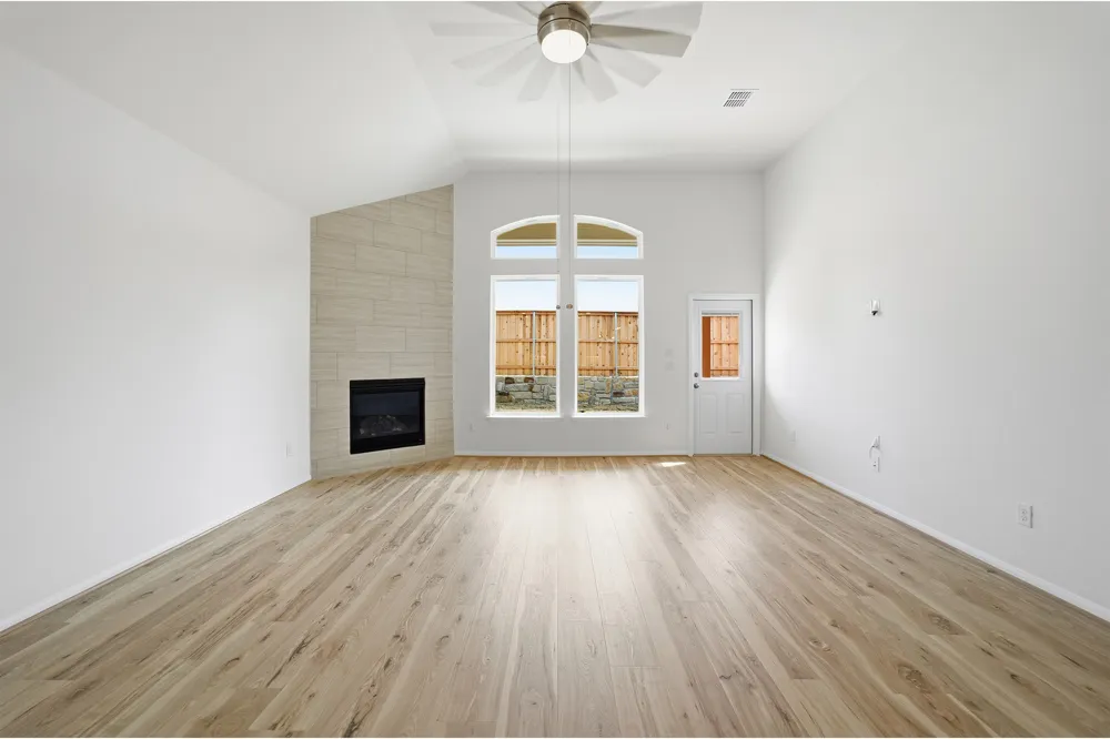 359 Grey Leaf Road Buda, TX 78610