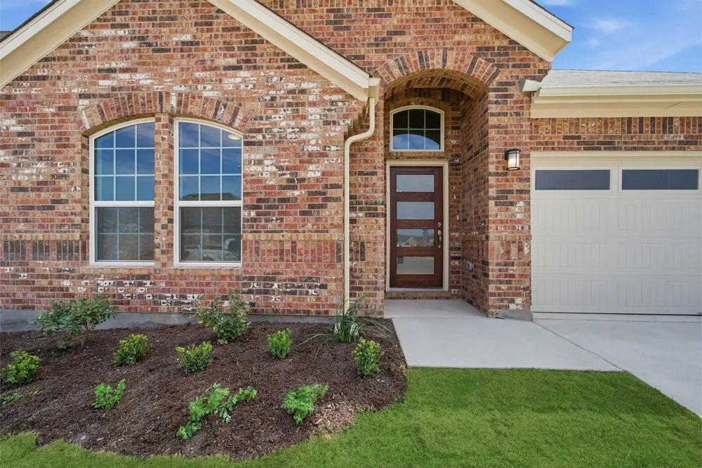 359 Grey Leaf Road Buda, TX 78610