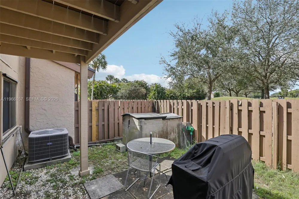 1881 SW 81st Ave Davie, FL 33324